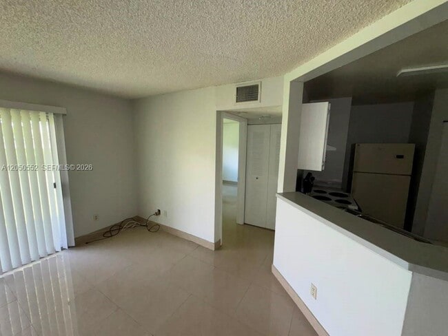 Photo - 3461 NW 44th St Unit 102