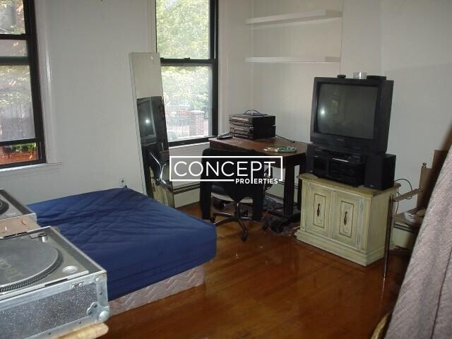 Photo - 38 Bradford St Unit 2