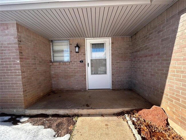 Photo - 8441 NW 92nd St