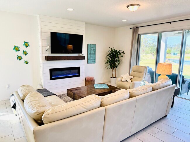 Photo - 128 Nighthawk Ln