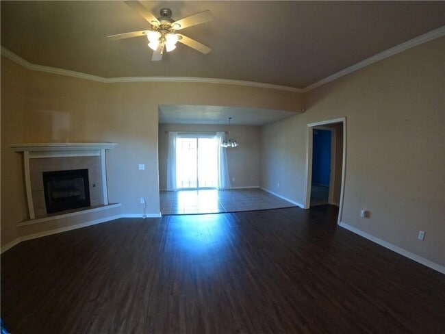 Photo - 516 Emerald St