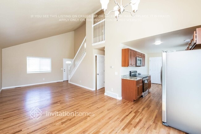 Photo - 2871 S Argonne St