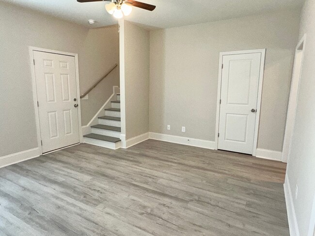 Photo - 2879b Jubilee Dr
