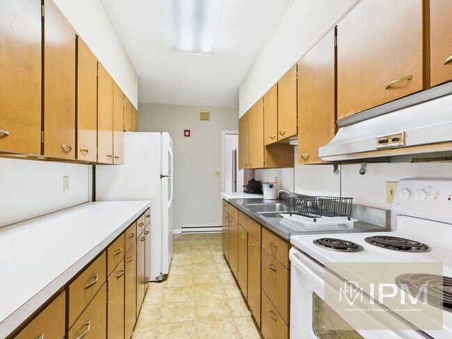 Photo - 45 S Main St Unit Apt 2