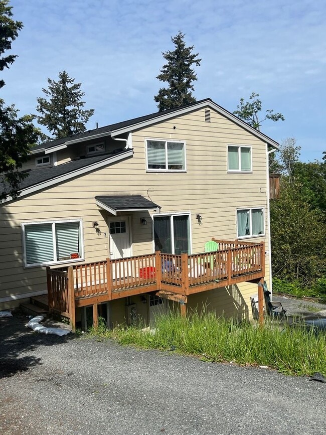 Photo - 1611 Lakeway Dr Unit #2