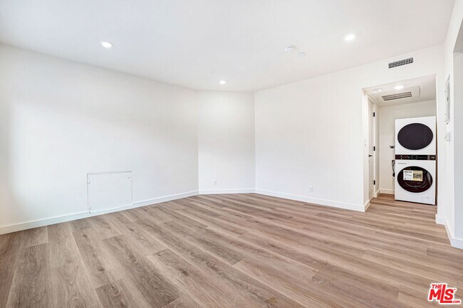 Photo - 16185 Sunset Blvd Unit 8
