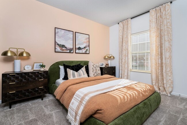 Warner West Apartments