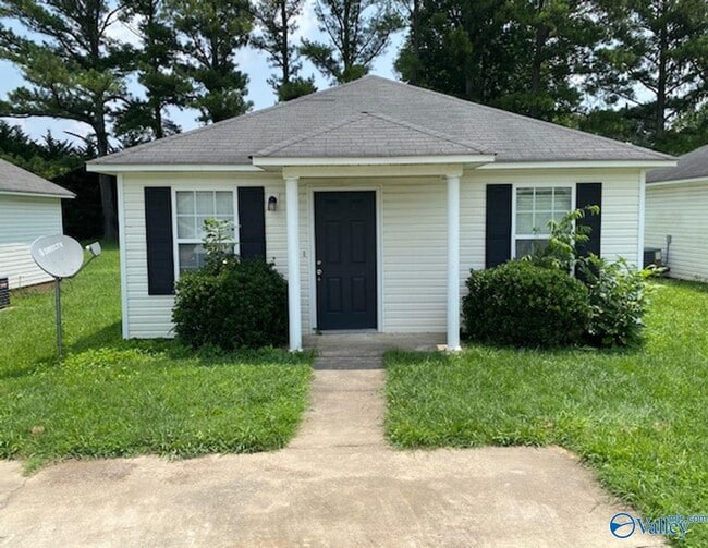 Building Photo - 115 Ryland Ridge Cir