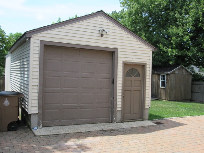 Photo - 49 Charles St