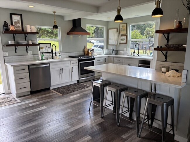 Photo - Waterfront 2-Bedroom with a loft Home on Anderson Island