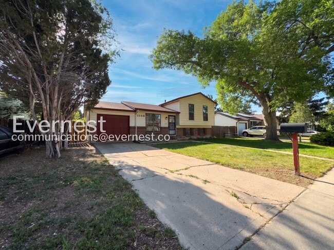 Photo - 1598 Cedar St