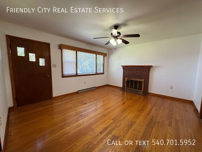 230 N Sunset Dr