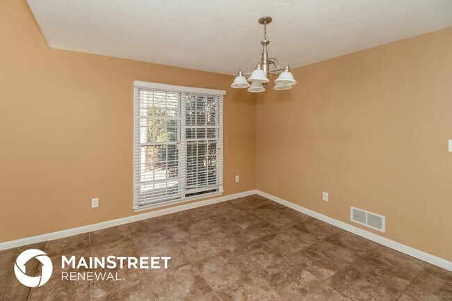 Photo - 1276 Grindenwald Dr