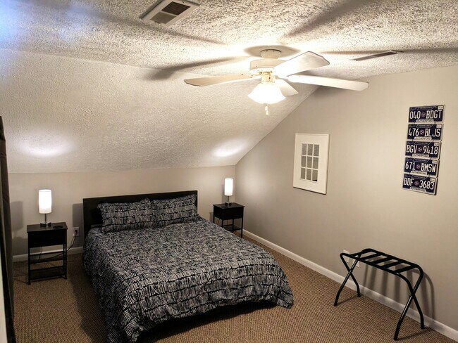 Photo - 401 Kingwood Dr Unidad A