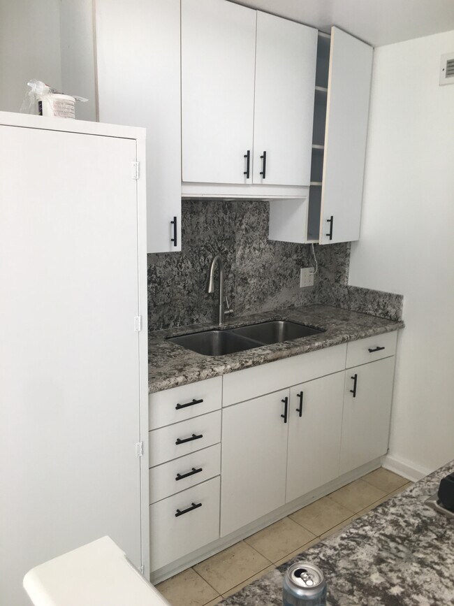 Photo - 910 Ahana St Unidad 103