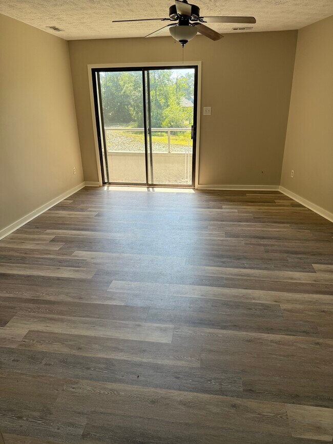 Photo - 133 Mallard Cove