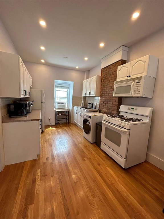 Photo - 4 Viking St Apartment Unit 3