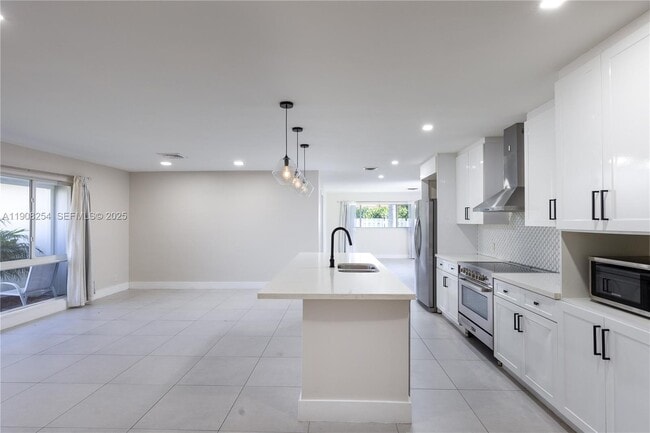 Photo - 4430 NE 28th Terrace