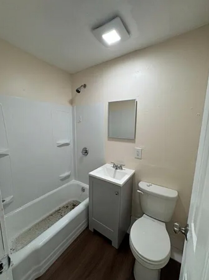 Photo - 306-308 4th St Fall River Unit 4s