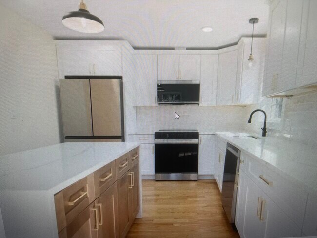 Photo - 22 Oakland Ave