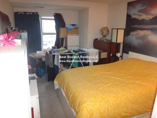 Photo - 175 Beacon St Unit 303