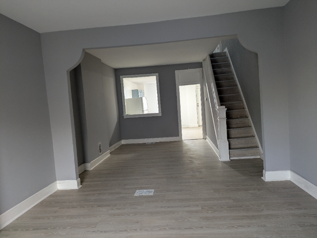 Photo - 2539 W Fayette St Townhome