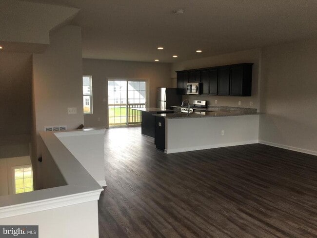 Photo - 145 Jewel Box Dr