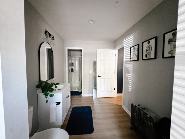 Photo - 215 Dillard Mill Dr