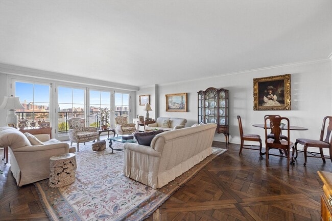 Photo - 180 Beacon St Unidad 9G