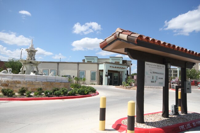 Photo - 6007 Grissom Rd