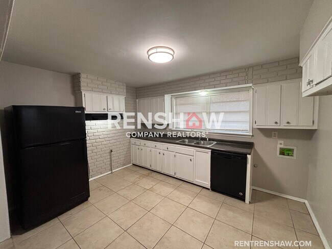 Photo - 3238 Kenland Dr