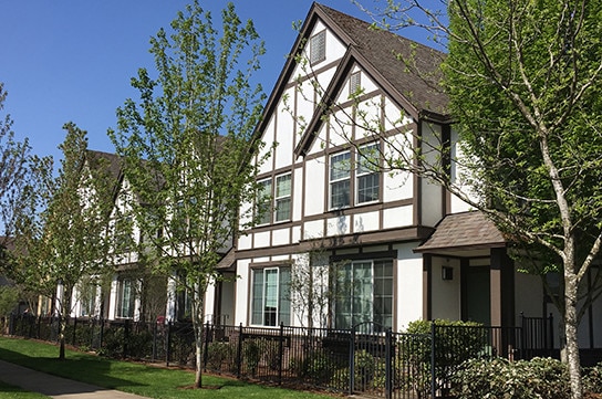 Building Photo - Z_Renaissance Court Rental