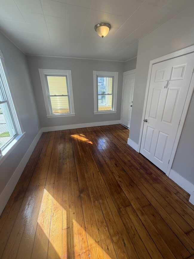 Photo - 15 Willard St Unit 1