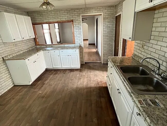 Photo - Comfortable 3-Bedroom Home in Cleveland