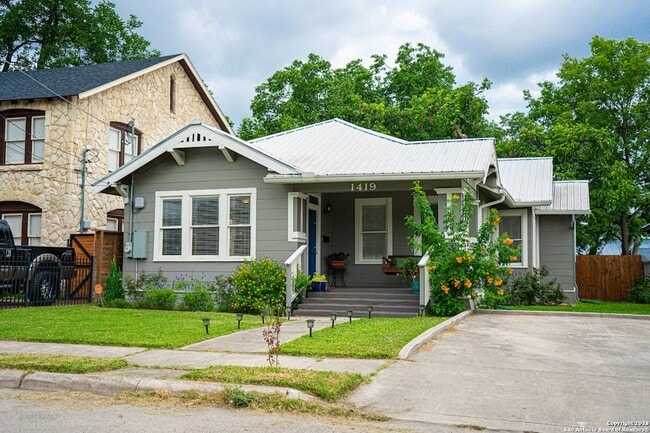 Building Photo - 1419 Nolan St Rental