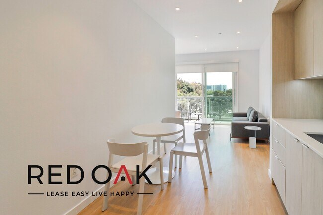 Photo - 8820 Belford Ave Unidad 3122