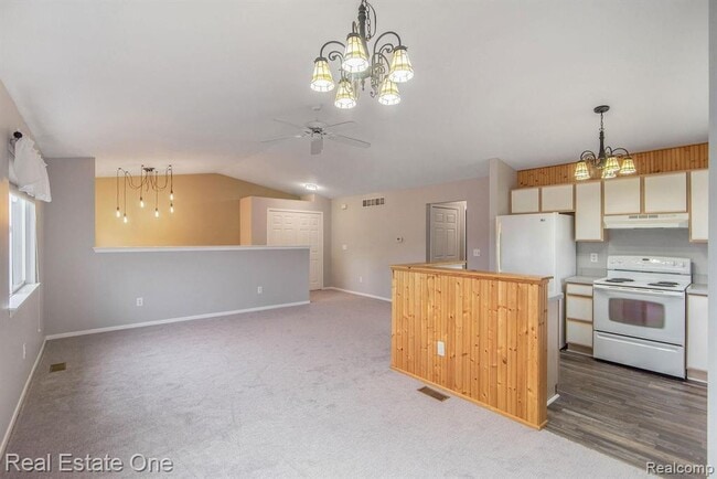 Photo - 9527 Greenfield Ct