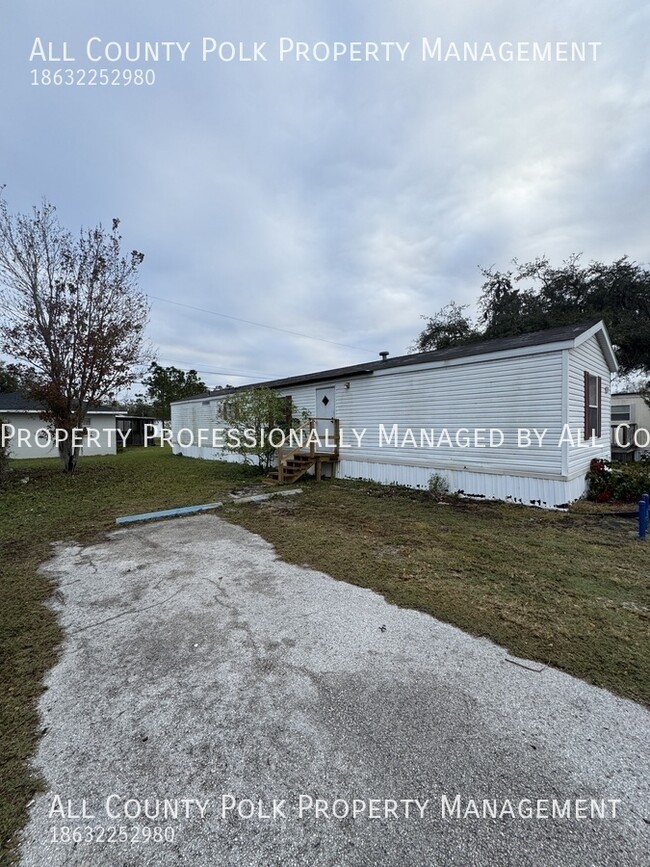 North Lakeland 2-Bedroom Mobile Home For Rent - North Lakeland 2-Bedroom Mobile Home For Rent