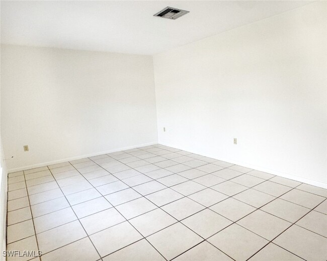 Photo - 699 110th Ave N