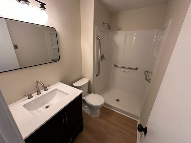 Photo - 1772 Hanover St