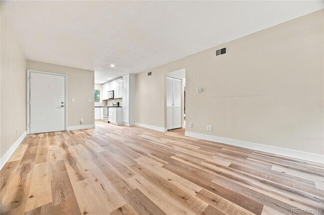 433 Wright St Unit 101