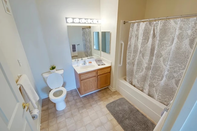 Photo - The Meadows of Reisterstown II