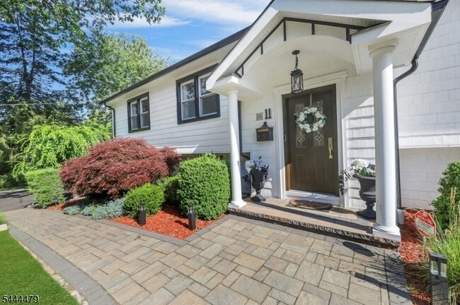 Photo - 11 Rande Dr