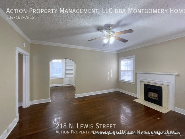 Photo - 218 N Lewis St