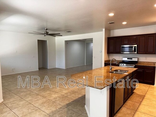 Photo - 2075 Angelo Way