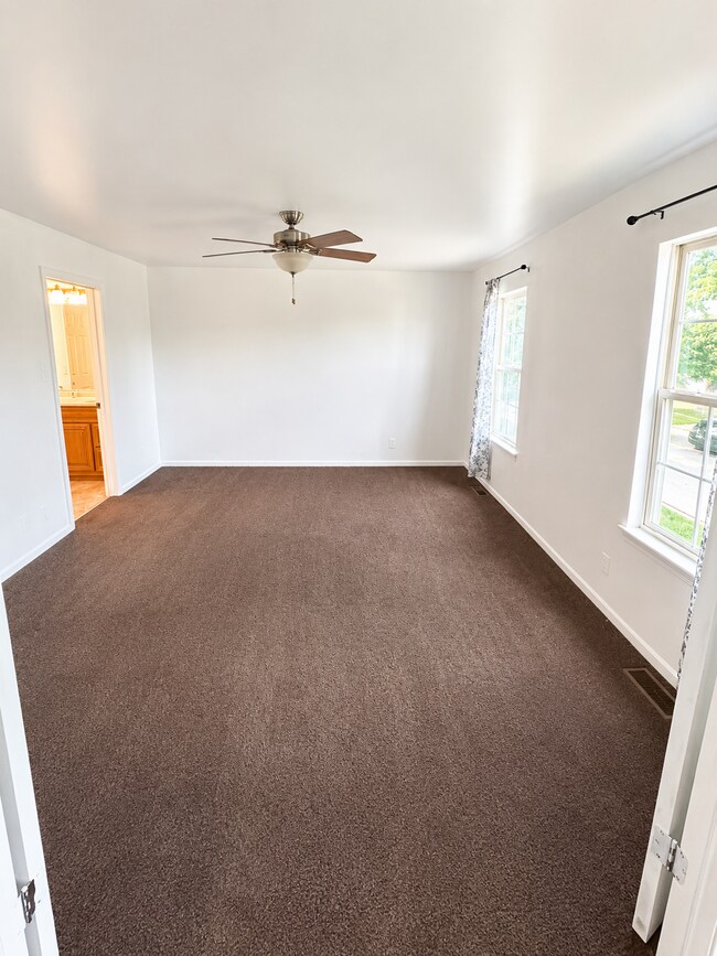 Photo - 22259 W Niagara Ct