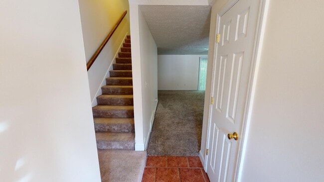 Photo - 7112 Country Club Dr