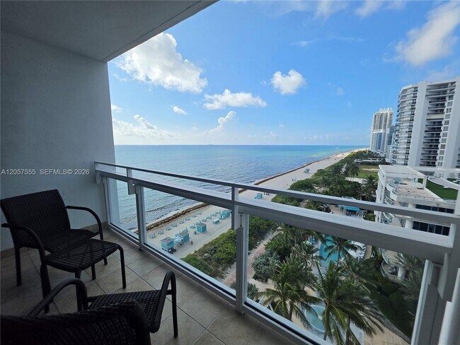 Photo - 6801 Collins Ave Unit 1020 Door 1006 Leal