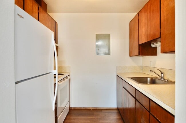 Photo - 10525 Midvale Ave N Unit 302