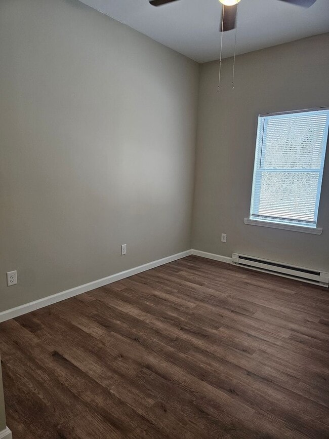 Photo - Bloomfield Back Building Unit 4